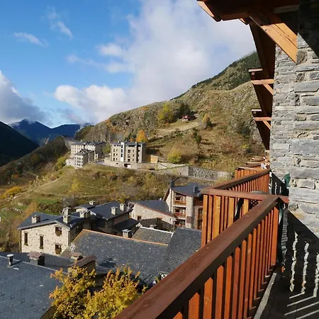 - El Tarter Apartment